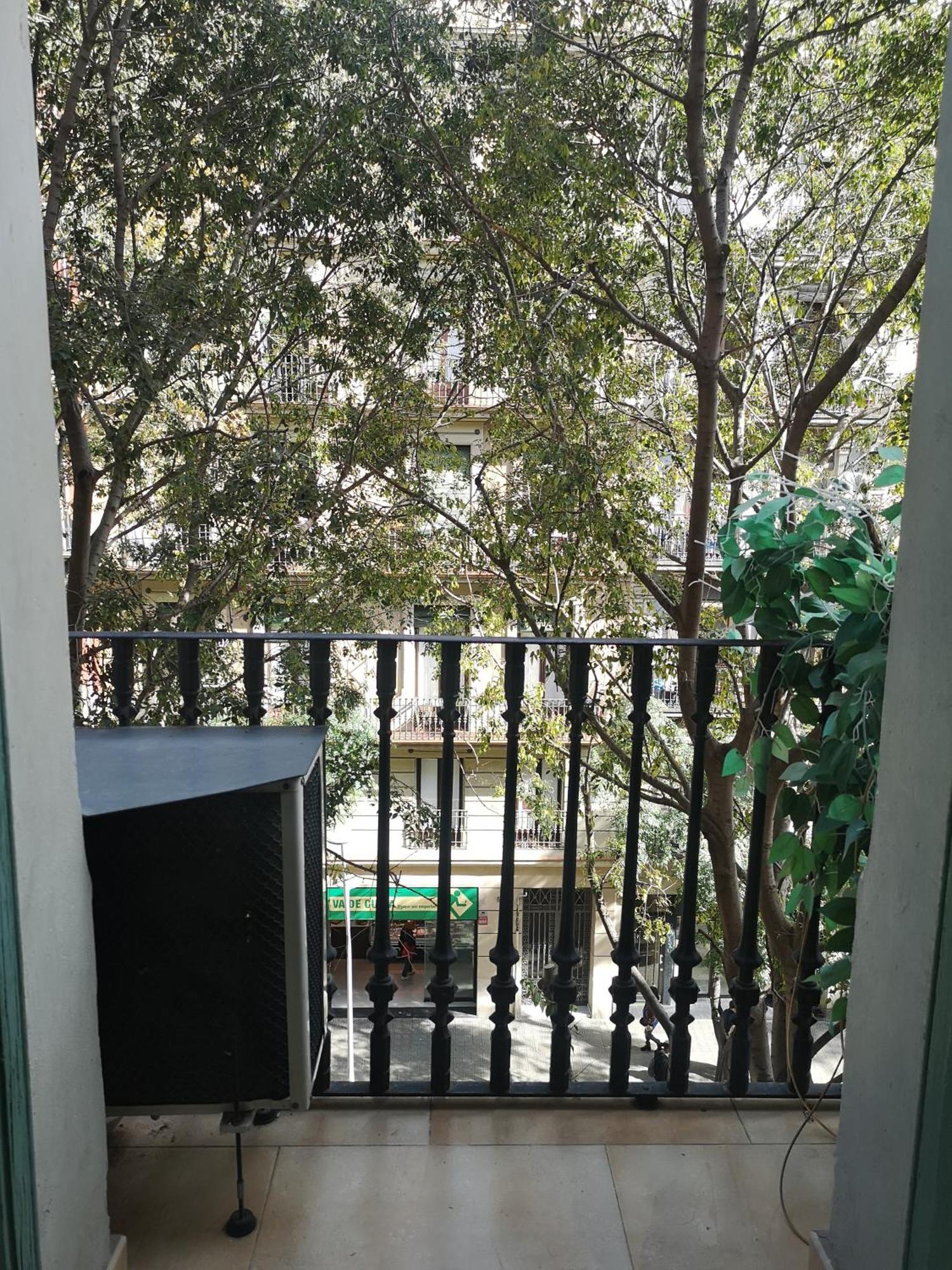 Aparteasy - Family Sant Antoni Apt. Barcelona Buitenkant foto