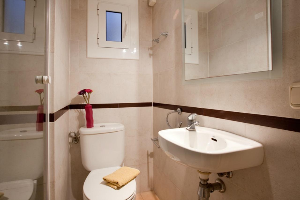 Aparteasy - Family Sant Antoni Apt. Barcelona Buitenkant foto