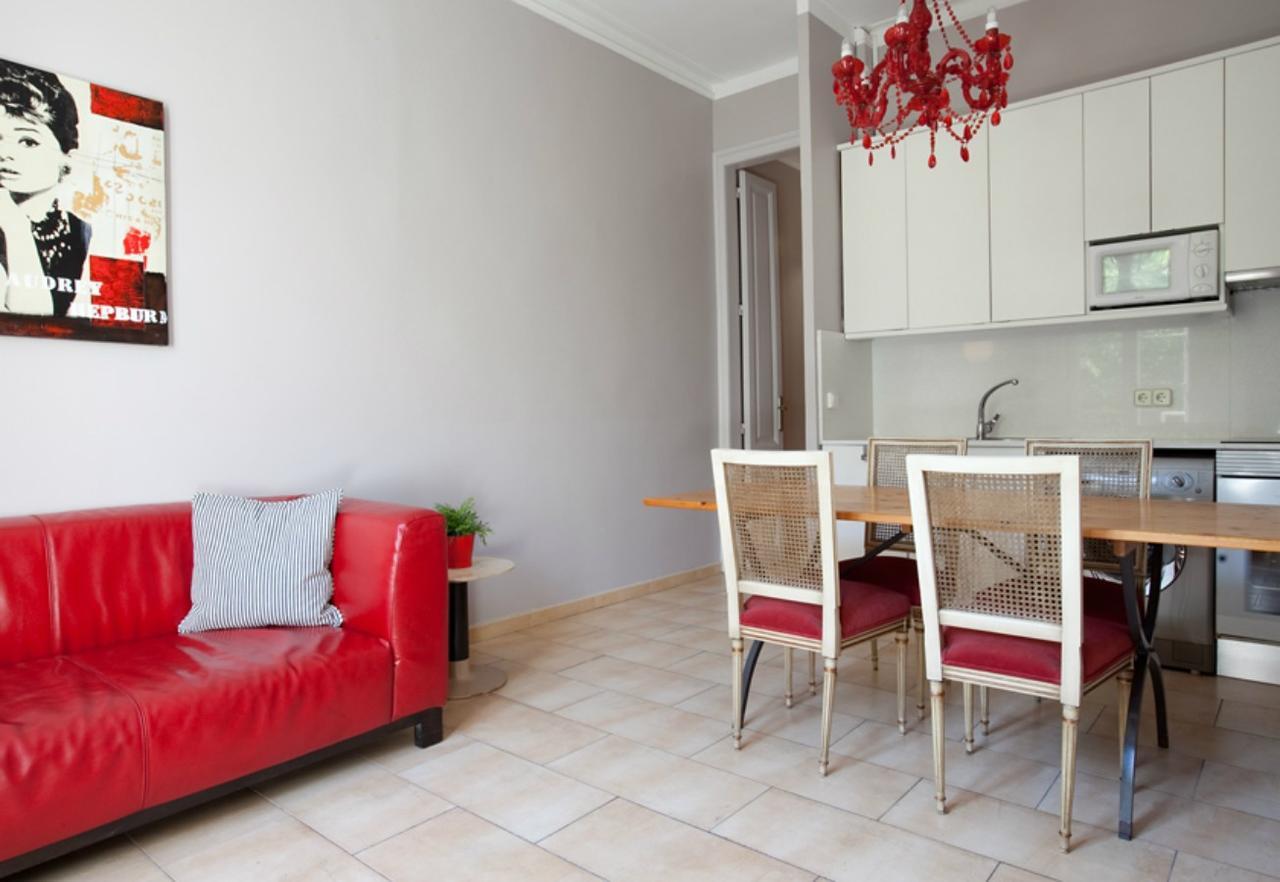 Aparteasy - Family Sant Antoni Apt. Barcelona Buitenkant foto